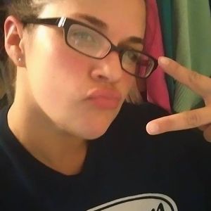 Meet your Posher, Bonnie